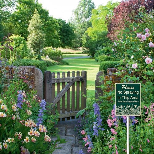 FemiaD No Spraying In This Area Yard Sign with Stake 4.6x6inch Sturdy Aluminum Rustproof Outdoor Lawn Decor Native Plants Preserved Here Sign for Garden Front Door Outdoor Use Easy to Install