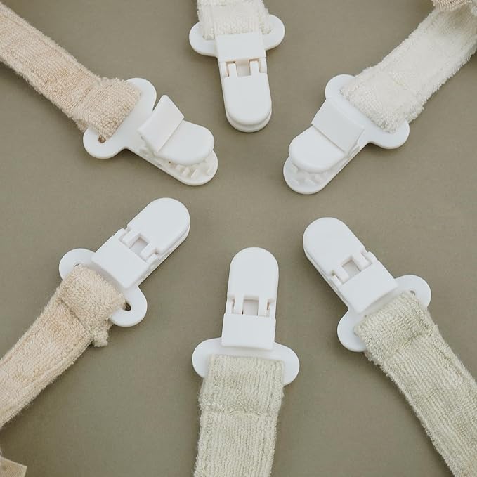 Pacifier Clip, 2 Pack Baby Pacifier Holder for Boys and Girls Fits Many Pacifiers & Baby Teething Toys, Ideal Baby Gift (Puppy & Bunny)