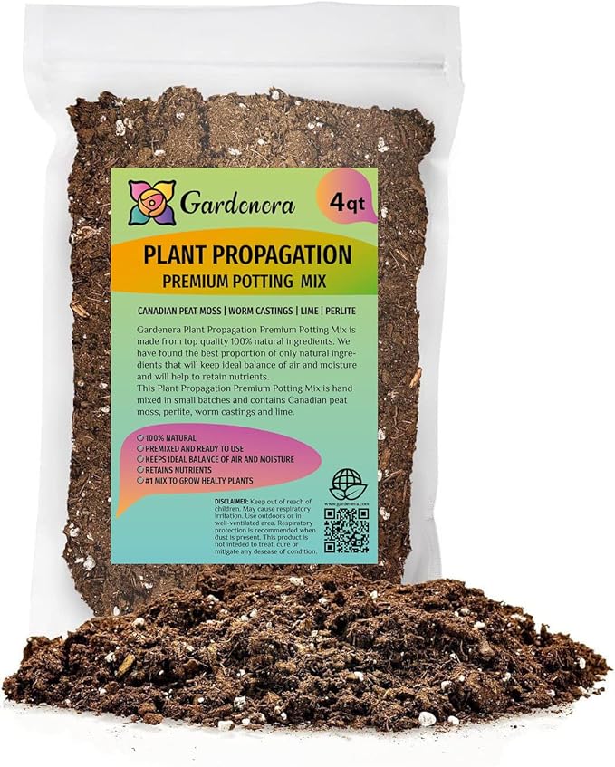 Elevate Your Plant Propagation Success with Gardenera's Premium Potting Mix: Canadian Peat Moss, Perlite, Warm Castings, and Lime - 4 Quart