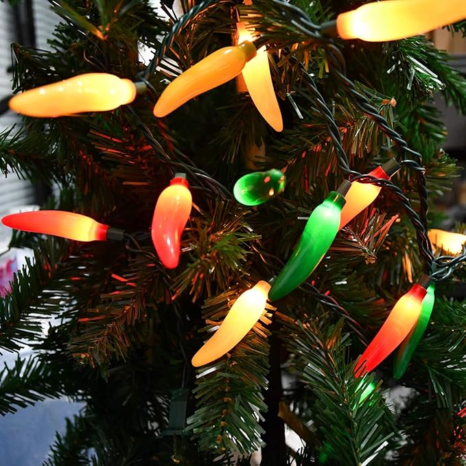 Chili Pepper Christmas String Lights, 13.6FT Chili Pepper Lights with 35 Multicolor Warm White Hot Chili, Incandescent Bulb Pepper Lights for Halloween Christmas Outdoor Patio Garden Kitchen Decor