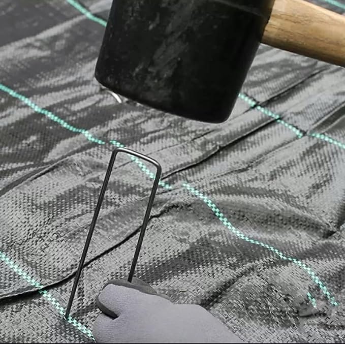 8 inch 20 Pack Black Galvanized Landscape Staples 11 Gauge Garden Stakes Pins Anti-Rust Ground Stakes U-Shaped Tent Stakes are Used for Weed Barrier, Irrigation Tubing, Yard Lawn, Landscape Fabric