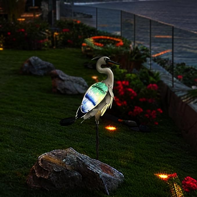 HONGLAND Solar Metal Crane Statue Garden Heron Sculpture, Glass Outdoor Heron Yard Art Coastal Ocean Bird Decor Lawn Ornament for Backyard Porch Patio Decor（24 Inch）