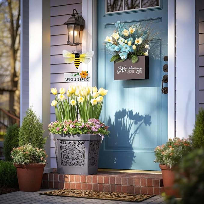 Veclotch 30"" H Metal Bee Garden Stake,Rustic Bee Decorative Yard Stakes Metal Yard Art Ornaments Welcome Sign Outdoor Spring Garden Decor for Patio Lawn Porch Pathway Decor
