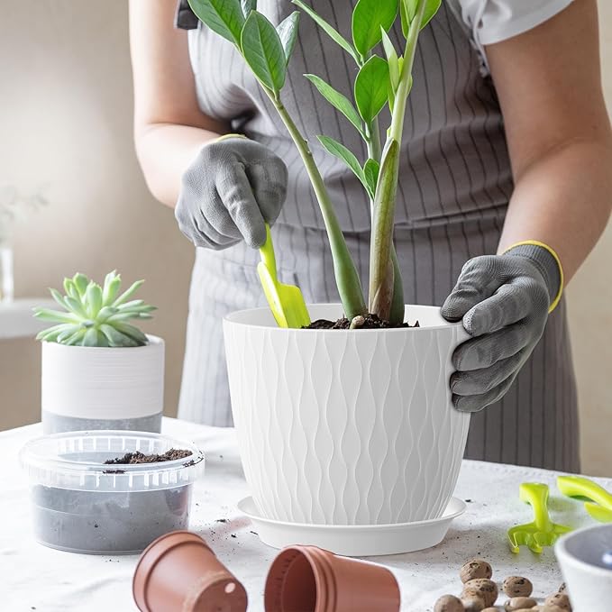 7 inch Plant Pots, 5 Pack Flower Pots with Drainage Holes and Saucers for Indoor Plants, Plastic Planters with Water Ripple for Small Garden House Plants, Nursery Pots for Succulent, White