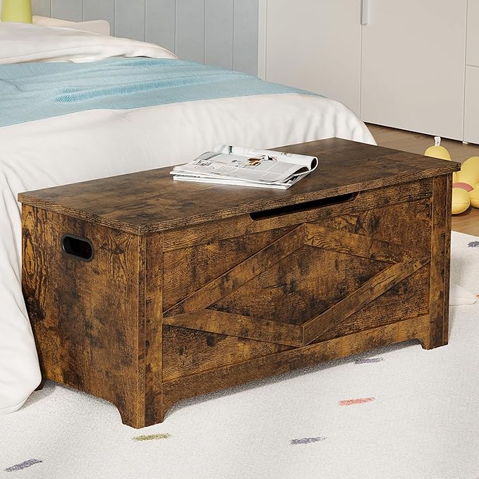 GarveeHome 39.4" Storage Chest, Wooden Storage Bench with Safety Hinges, Easy Assembly, Large Toy Chest for Entryway, Living Room, Bedroom