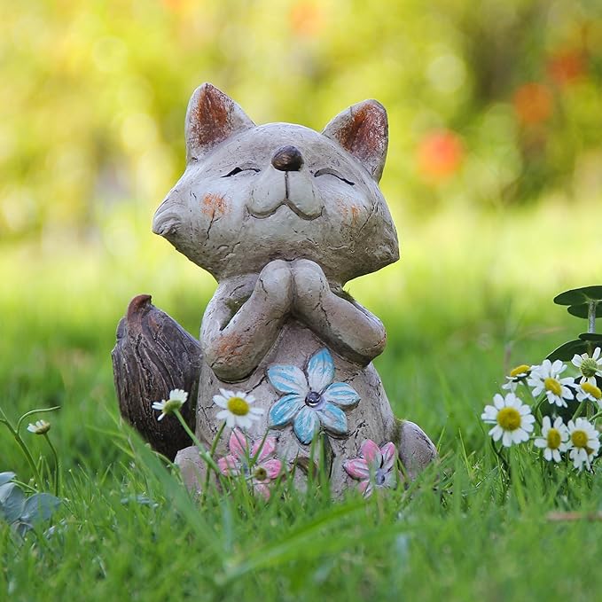 Fox Statue for Garden Decor, Garden Statue with Solar Power Light for Outdoor Patio Porch Lawn Yard Backyard Oudside Indoor Shelf Decoration,Praying Fox Sculptures & Statues Woman