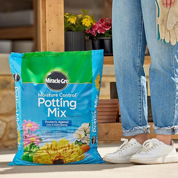 Miracle-Gro Moisture Control Potting Mix for Outdoor and Indoor Plants, 1 cu. ft. 2-pack