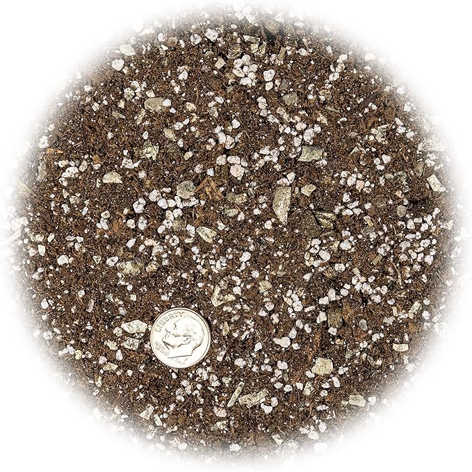 Gardenera Moisture Control Potting Mix - Perfect for Indoor and Outdoor Container Gardening! - 2 Quart