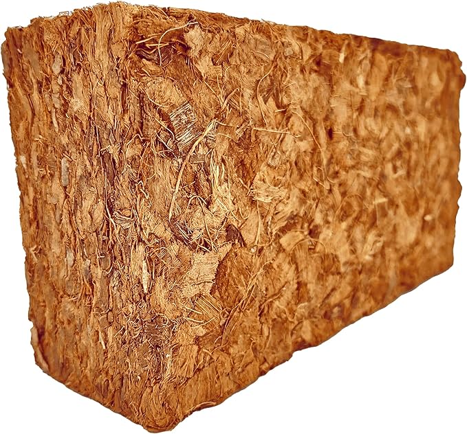 Coco Chips for Plants (650gm Bricks, 5-Pack) - Organic Coco Coir Chips - Coconut Husk Chips for Potting Soil, Garden Soil, & Seed Starter Soil - Coconut Mulch for Garden - Coconut Chips for Plants